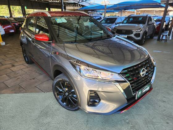NISSAN KICKS 1.6 16V FLEXSTART XPLAY XTRONIC NISSAN KICKS 1.6 16V FLEXSTART XPLAY XTRONIC